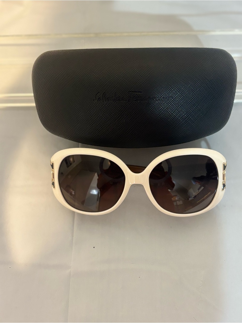 Salvatore Ferragamo SF668S Ivory White Oversized Gancini Sunglasses & Case